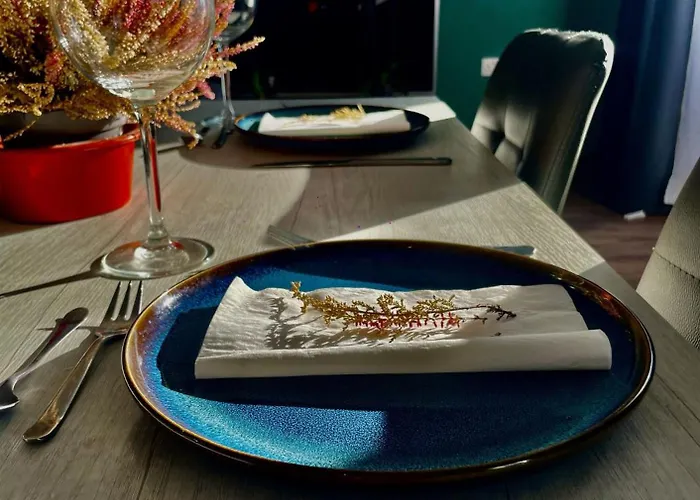 Airport Bedroom With Bathroom, Balcony, Aircondition, Self Checkin, 24 Check-in After 3pm Mqabba